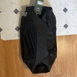 New Osprey Sojourn Porter 46L